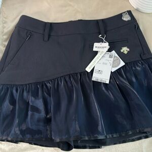 Descente Golf Skort